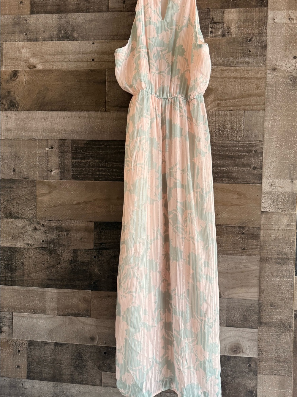 Everly Pleated Halter Maxi Dress in Blush and Sage size large - Picture 6 of 9